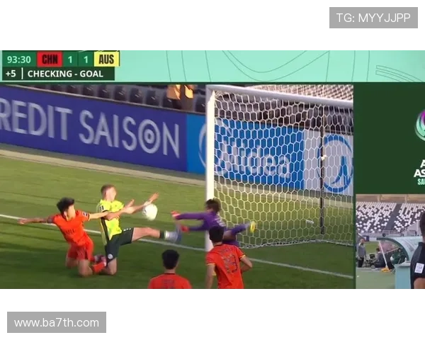 [国际足球]补时进球 圣洛伦索险胜.